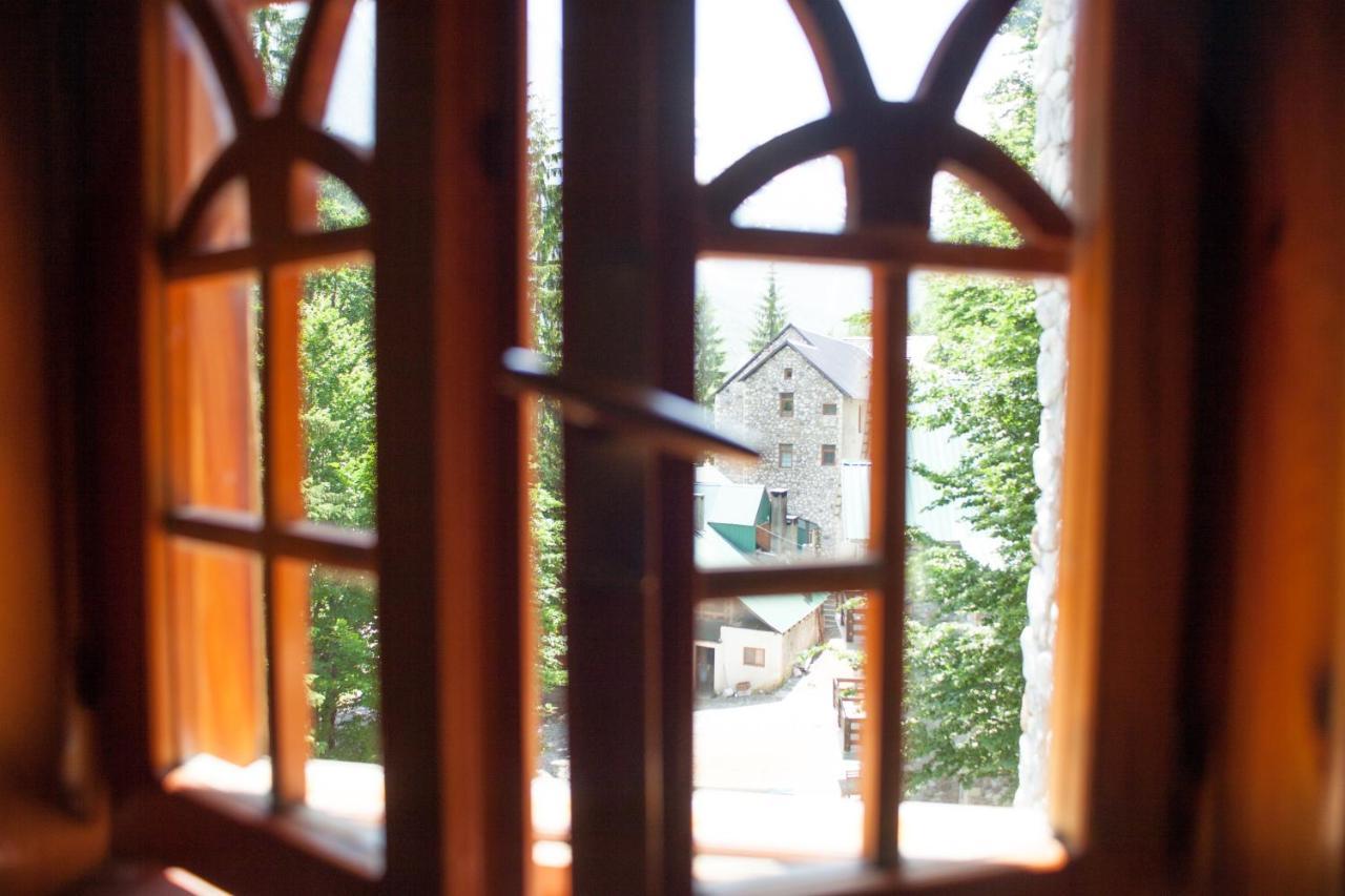 Fusha E Gjes Hotel Βαλμπόνα Εξωτερικό φωτογραφία