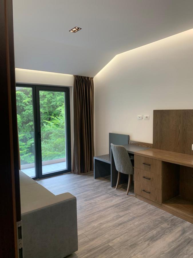 Fusha E Gjes Hotel Βαλμπόνα Εξωτερικό φωτογραφία
