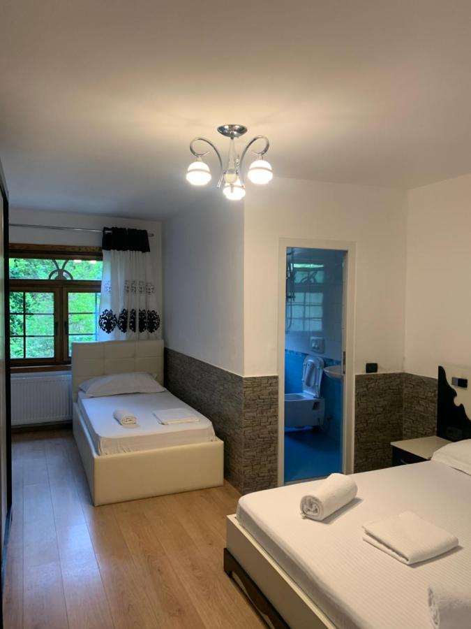 Fusha E Gjes Hotel Βαλμπόνα Εξωτερικό φωτογραφία