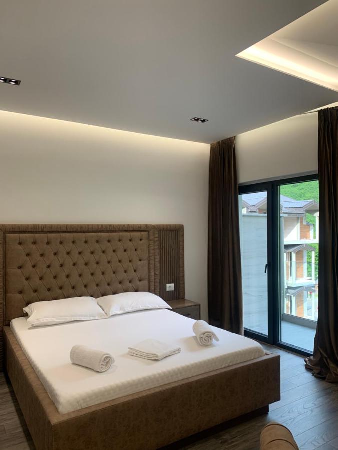 Fusha E Gjes Hotel Βαλμπόνα Εξωτερικό φωτογραφία